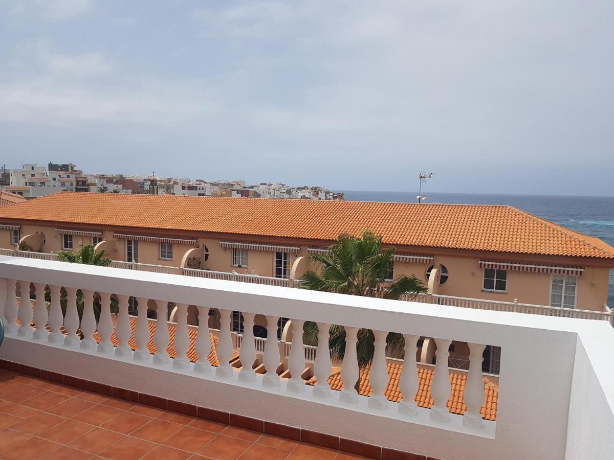 Apartamentos Las Salinas 2 Caleta de Interian Bagian luar foto